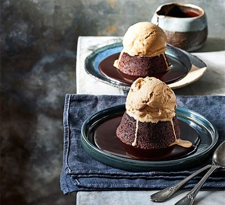 Espresso mud muffins, chocolate syrup & ice cream